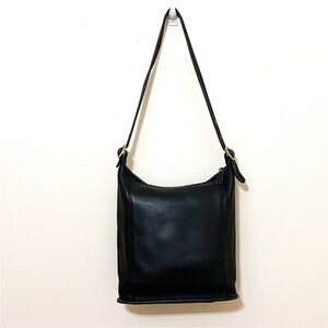 # 202 Vintage Coach Duffle Legacy Bag